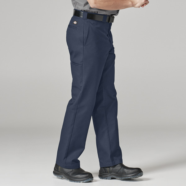 Men's Twill Multi-Use Pocket Pant - Front