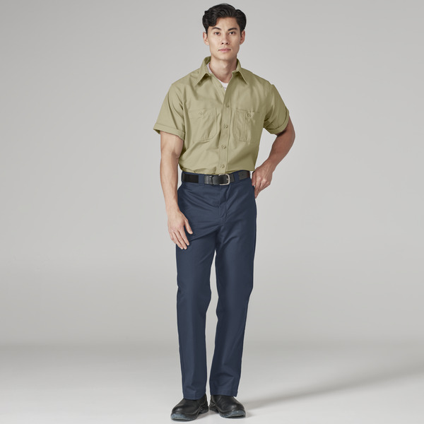 Men's Twill Multi-Use Pocket Pant - Front